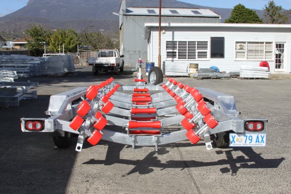 Nine Metre Boat Trailer With Rollers